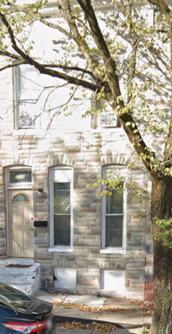 Building Photo - SECTION 8 WELCOME! Newly renovated 3BR 1 bath