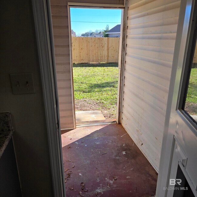 Building Photo - 24296 Gemstone Dr