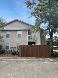 Building Photo - 1000 Kaliste Saloom Rd