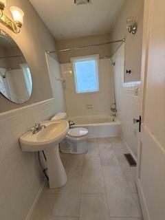 Building Photo - 86 Maxwell Ave SW