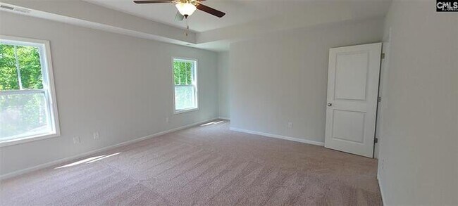 Building Photo - 428 Mahasset Court