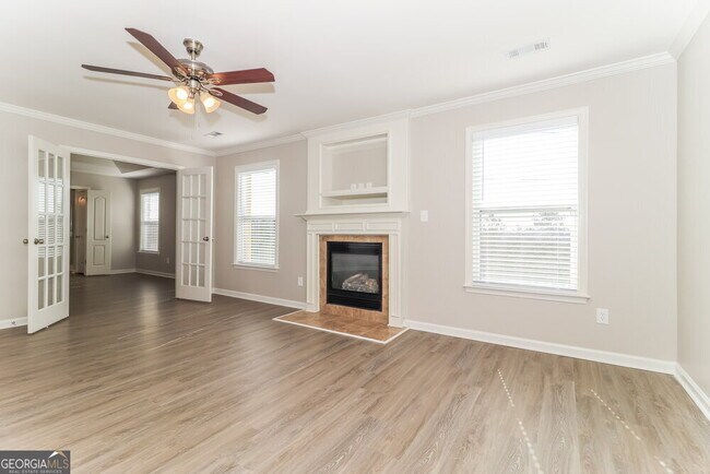 Building Photo - 66 Longwood Ct