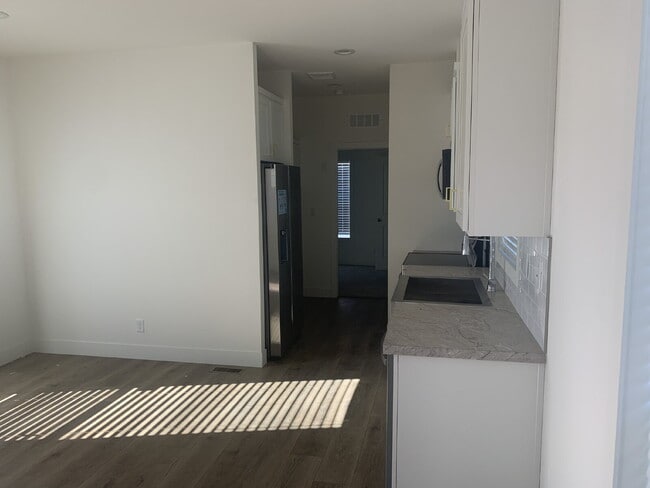 Building Photo - ** MOVE IN BONUS of $500.00 ** (If an agreement is signed by April 30th 2026) A brand new ADU (Ac...