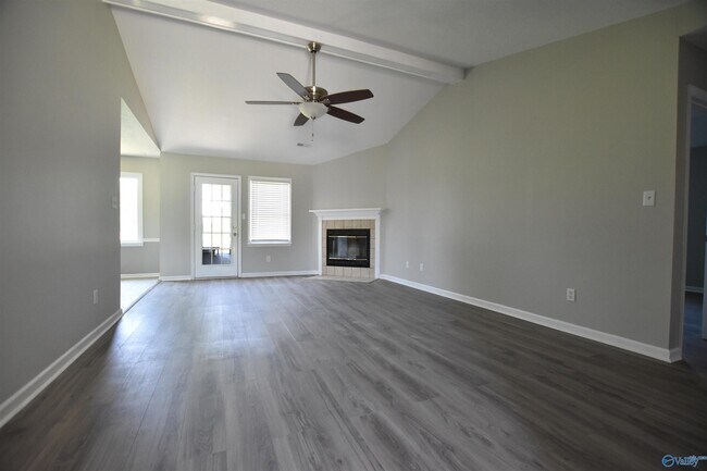 Building Photo - 12775 Sludder Cir