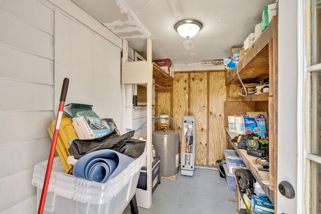 Building Photo - Charming Cottage with Modern Upgrades in Hanahan