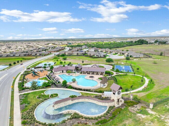 Building Photo - PRICE REDUCED! Spacious 5-Bedroom Sanctuary with 2.5 Baths and Washer/Dryer Included!