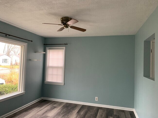 Building Photo - Great Home in South Broad Ripple!