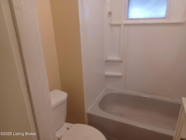 Building Photo - 1421 Hazel St