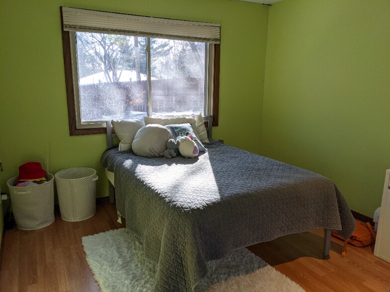 Building Photo - 4797 Spring Cir