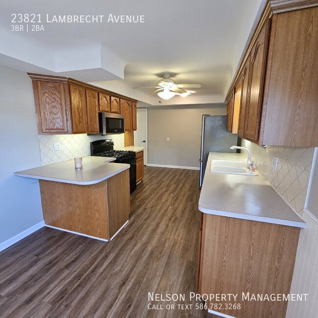 Building Photo - 23821 Lambrecht Ave