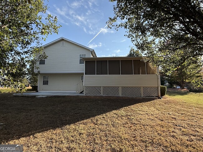 Building Photo - 228 Solomon Dr