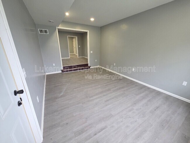 Building Photo - 1817 W Michigan Ave