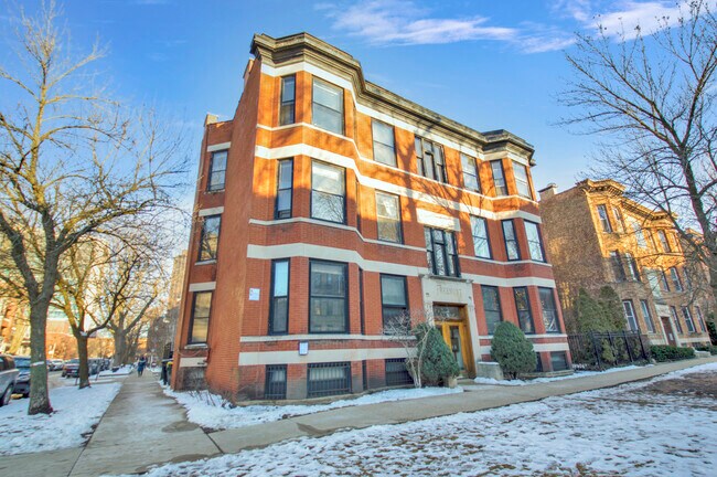 Primary Photo - 3725 N Fremont St