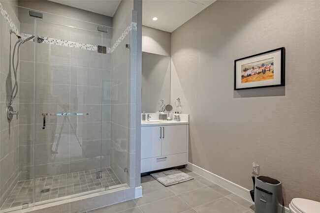 Building Photo - 4521 San Felipe St