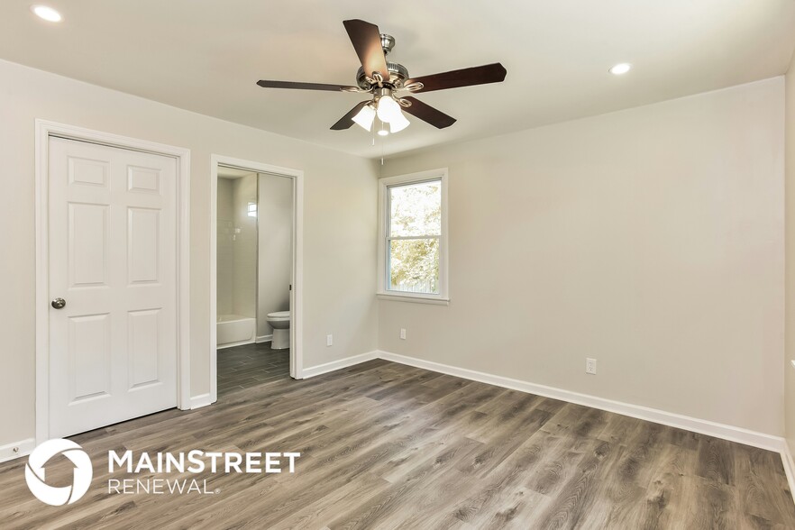 Building Photo - 1810 Willow Springs Dr