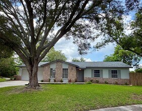 Building Photo - 1 King Arthur Ct