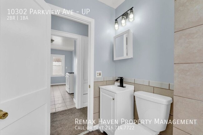 Building Photo - 10302 Parkview Ave