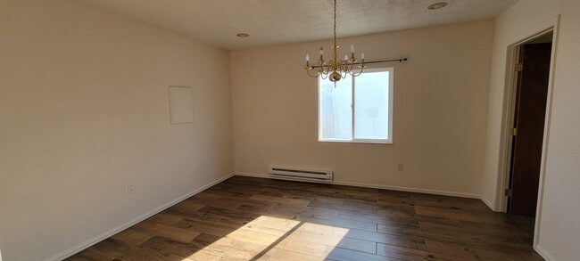 Building Photo - 720 Yarbrough St