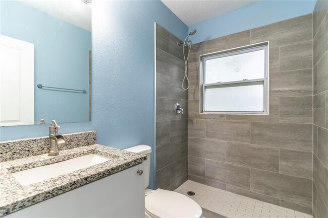 Building Photo - 1207 Cypress St