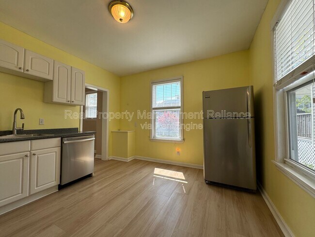 Building Photo - 74 Burrill Ave