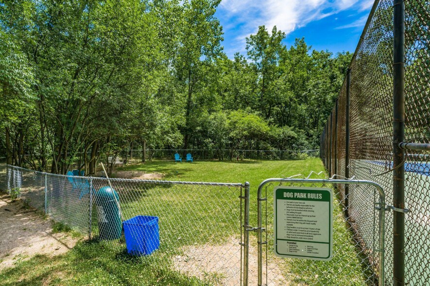 Building Photo - 1478 Cliff Ct