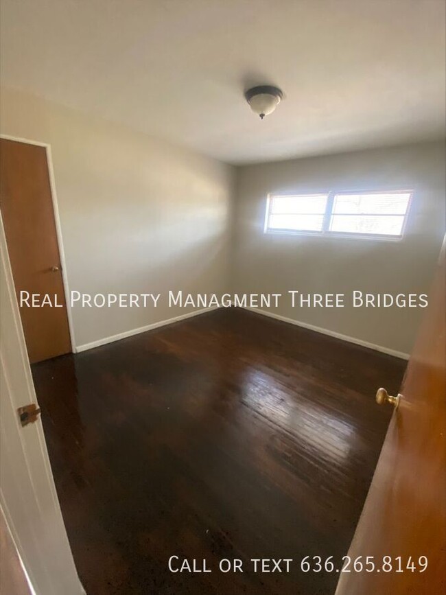 Building Photo - 3br/1ba in Dellwood