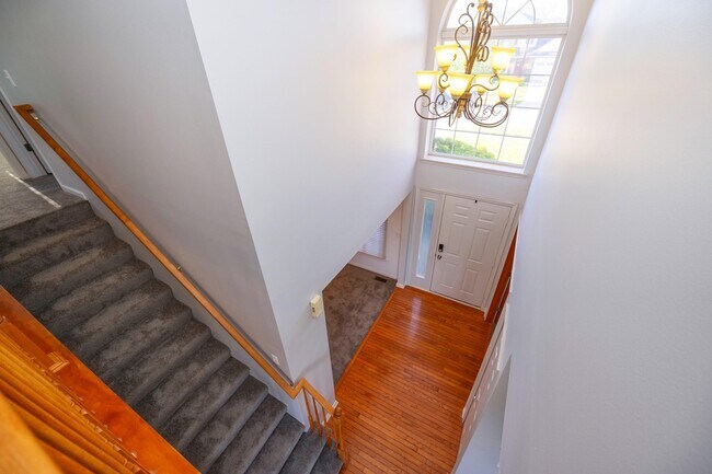 Building Photo - 7798 Greene Farm Dr