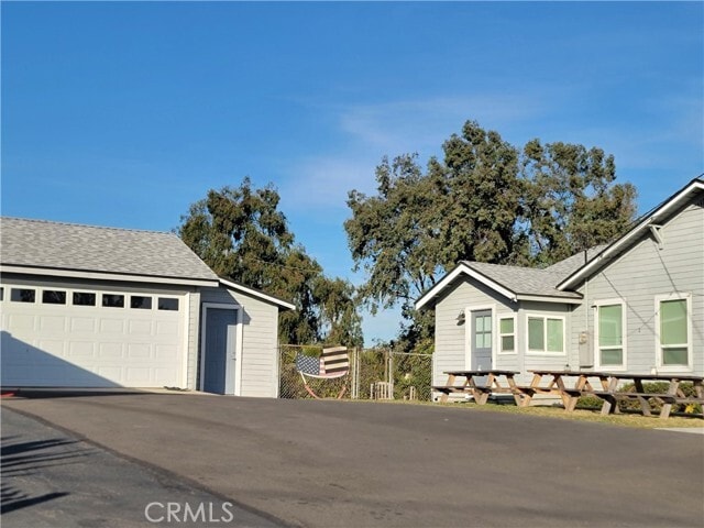 Building Photo - 16801 E Buena Vista Ave