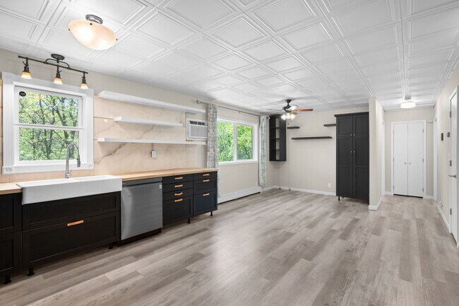 Building Photo - 32324 Evergreen St NW