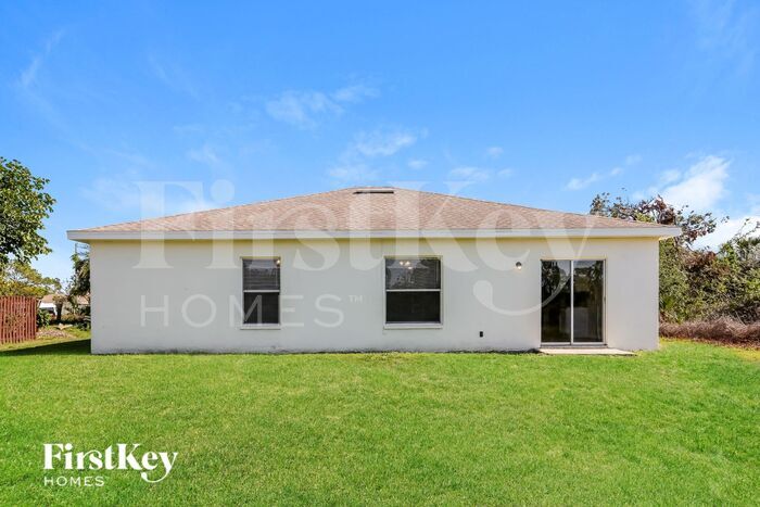 Building Photo - 2587 Ponce De Leon Blvd