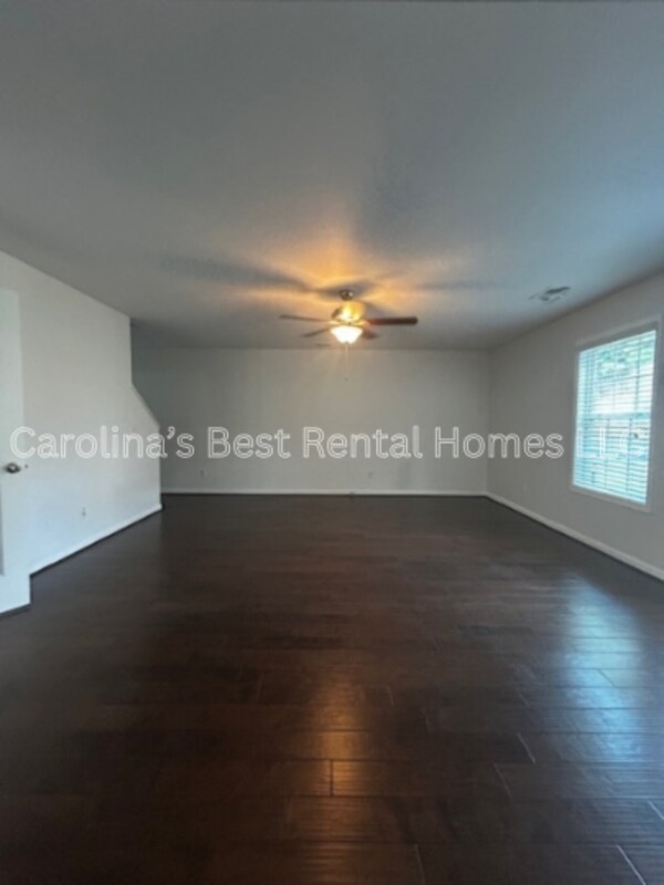 Building Photo - 148 Mariscat Pl