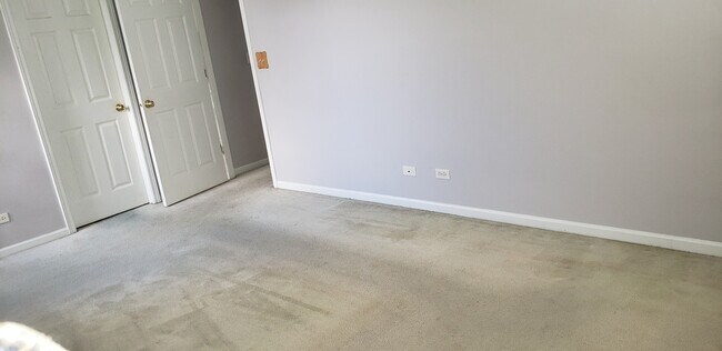 Building Photo - 124 E Bailey Rd