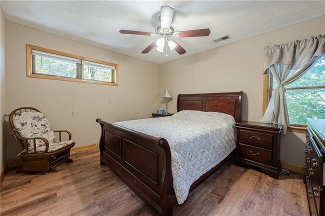 Building Photo - 435 Little Pines Ct