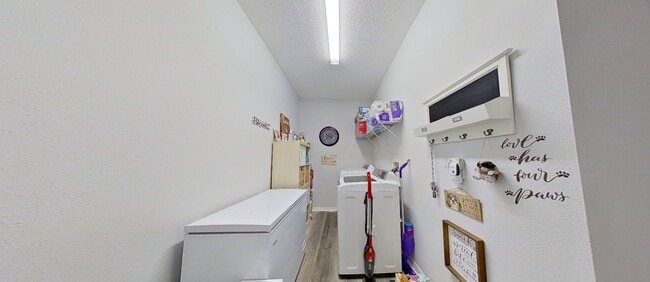 Building Photo - Townhouse For Lease in Saint Cloud