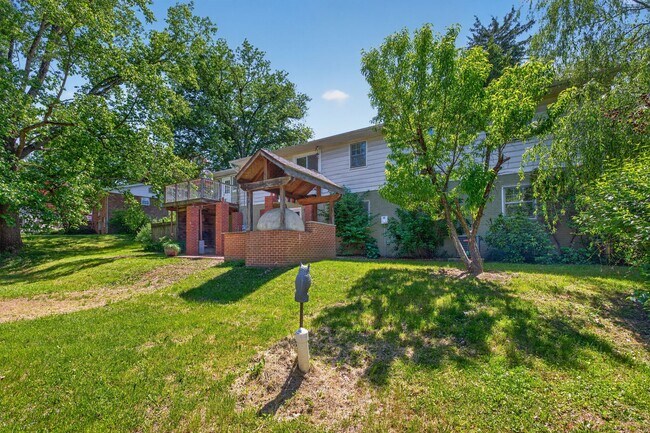 Building Photo - 23017 Timber Creek Ln