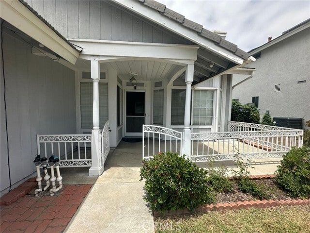 Building Photo - 10582 Champagne Rd