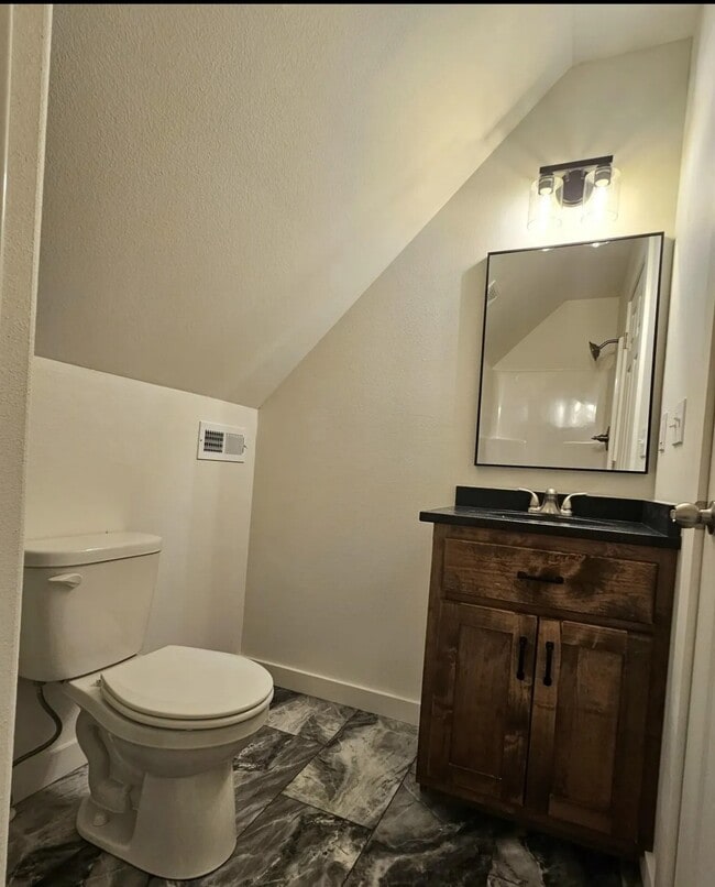 Building Photo - 1109 Euclid St