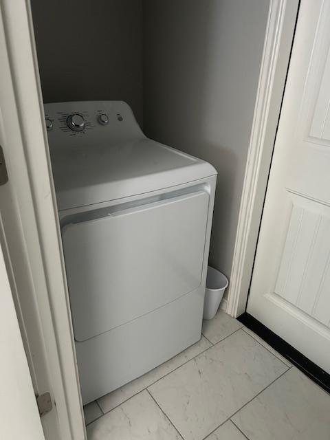 Building Photo - 1989 Admiral Ln