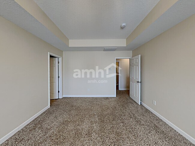 Building Photo - 104 Farms Springs Drive