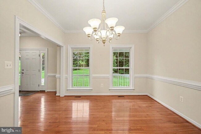 Building Photo - 71 Battery Ridge Dr