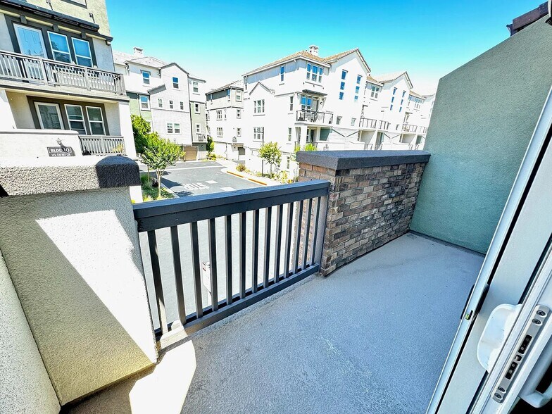 Patio - 1438 Cherry Cir