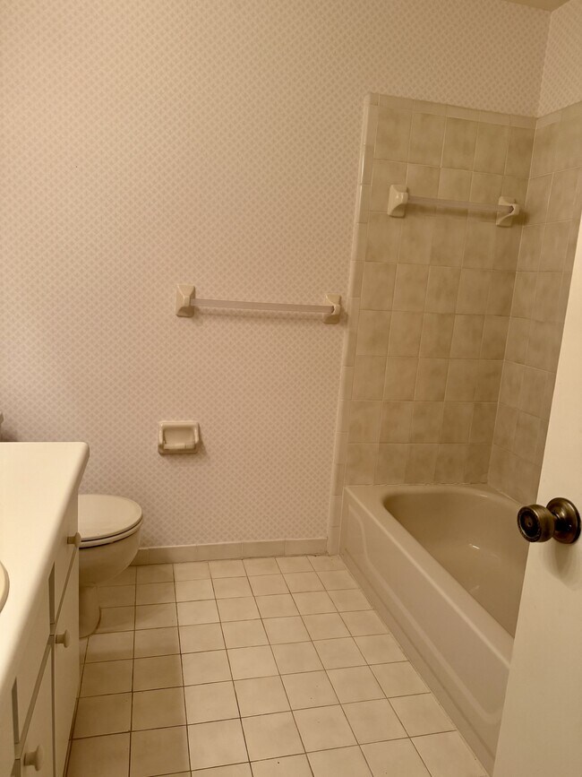 Building Photo - 3709 NW 58th Pl