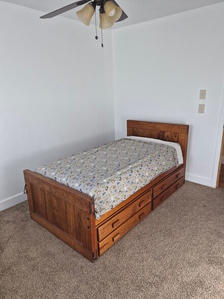 Building Photo - 2406 Walker Rd