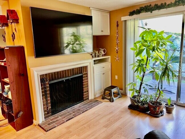 Building Photo - 28 Shackle Way