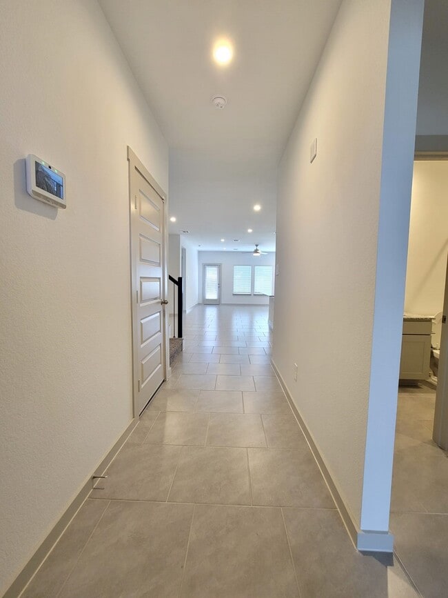 Building Photo - 4915 Pne Hvn Ln