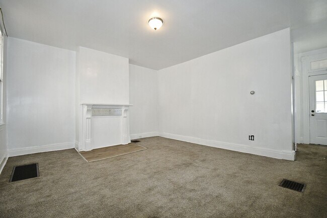 Building Photo - Charming 2-Bedroom/1-Bathroom House for Rent in Rankin - $1000/month