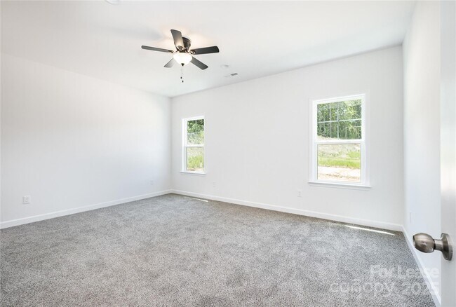 Building Photo - 2567 Cornelius Pl NW