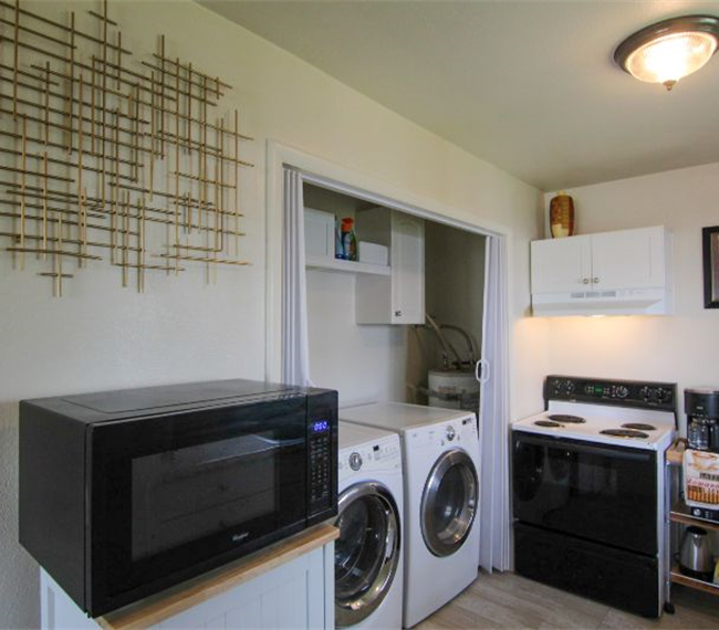 Building Photo - 1561 Willis St