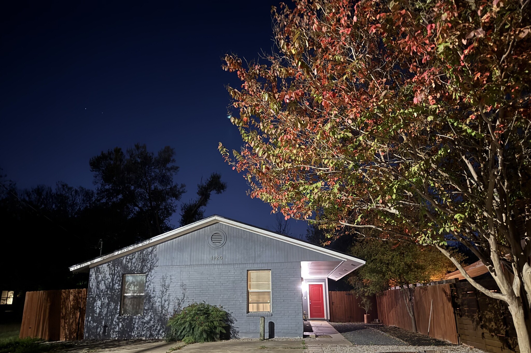 Building Photo - 1120 Estes Ave