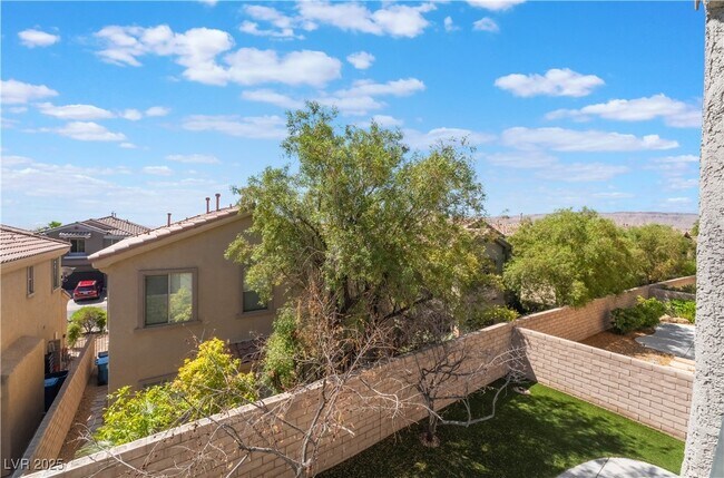 Building Photo - 11901 Luna Del Mar Ln